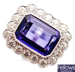 A tanzanite and diamond set cluster ring,