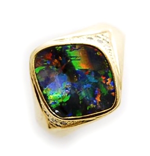 A boulder opal set ring, comprising a central