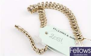 (122070245) 9ct gem set bracelet