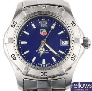 TAG HEUER - a stainless steel quartz mid size