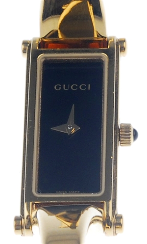 GUCCI - a lady's gold plated watch with