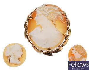 A quantity of shell/plastic cameo items, to