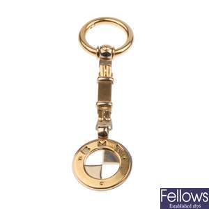 18ct bi-colour gold key ring.
