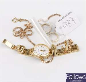 (44113) A collection of 9ct gold jewellery and a ladies wrist watch