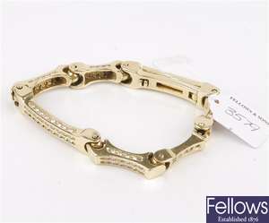(711068657) ring link bracelet