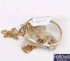 (711067985)  9ct item of jewellery