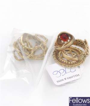 (304272372)  9ct item of jewellery, 9ct Pendent, two assorted rings