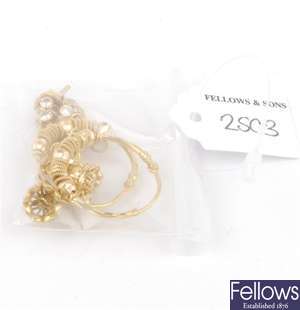 (301145221)  22ct item of jewellery, 22ct drop earrings