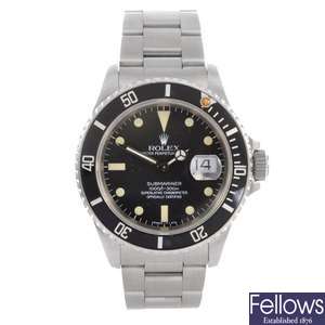A stainless steel automatic gentleman's Rolex Submariner bracelet watch.