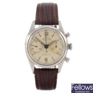 A stainless steel manual wind gentleman's Rolex Oyster Chronograph wrist watch.