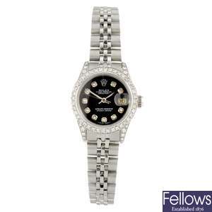 A stainless steel automatic lady's Rolex Oyster Perpetual Datejust bracelet watch.