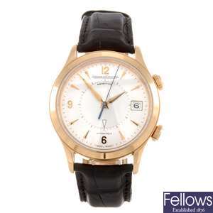 An 18K gold automatic gentleman's Jaeger LeCoultre Memovox wrist watch