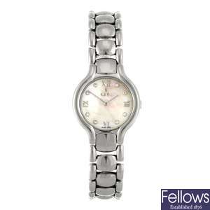 A stainless steel quartz lady's Ebel Beluga bracelet watch.