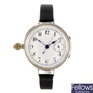 A silver manual wind gentleman's chronograph wrist watch.
