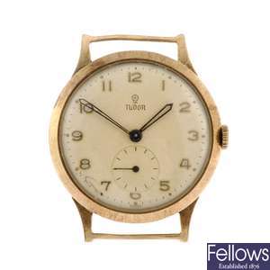 (0138154) A 9ct gold manual wind gentleman's Tudor watch head.