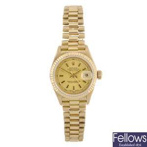 (307087806)  An 18k gold automatic lady's Rolex Datejust bracelet watch.