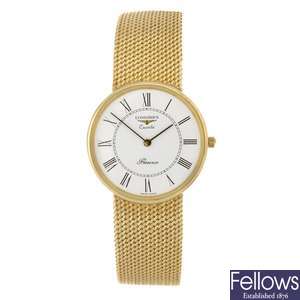 (40675) A 9k gold quartz gentleman's Longines Presence bracelet watch.