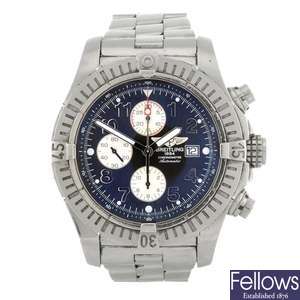 (107204987) A stainless steel automatic gentleman's Breitling Super Avenger bracelet watch.