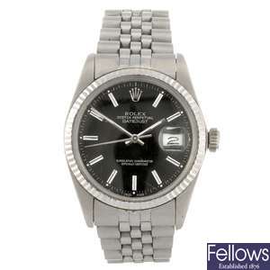 (528372-1-A) A stainless steel automatic gentleman's Rolex Oyster Perpetual Datejust bracelet watch.
