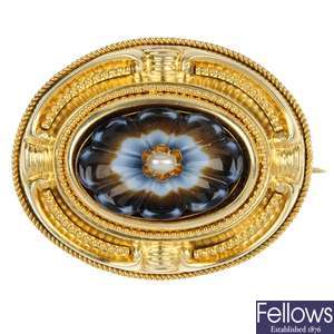 A late 19th century 18ct gold agate and pearl brooch.