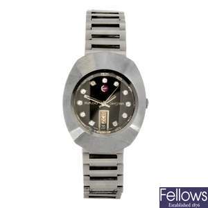 A stainless steel automatic gentleman's Rado Diastar bracelet watch.