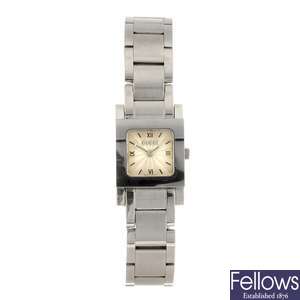 A stainless steel quartz lady's Gucci 7900 P bracelet watch.