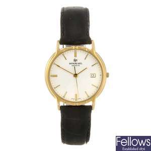 (41415) A gold plated quartz gentleman's Raymond Weil wrist watch.