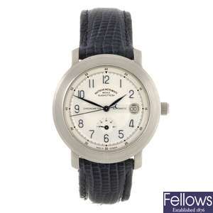 A platinum automatic gentleman's Muhle-Glashutte wrist watch.