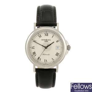 A stainless steel automatic gentleman's Raymond Weil Tradition wrist watch.