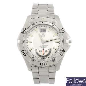 (902006570) A stainless steel quartz gentleman's Tag Heuer Aquaracer bracelet watch.