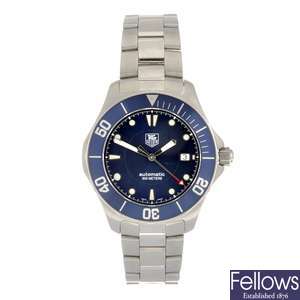 (409022211) A stainless steel automatic gentleman's Tag Heuer Aquaracer bracelet watch.