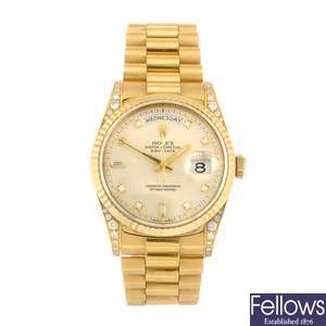 (107211) An 18k gold automatic gentleman's Rolex Day-Date bracelet watch.