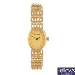 (710008801)  A 9ct gold quartz lady's Accurist bracelet watch.