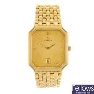 (80101) An 18k gold quartz gentleman's Omega bracelet watch.
