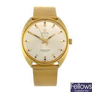 (82166) A gold plated automatic gentleman's Omega Seamaster Cosmic bracelet watch.