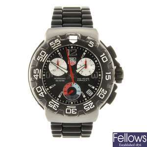 (98504) A stainless steel quartz chronograph gentleman's Tag Heuer Formula 1 wrist watch.