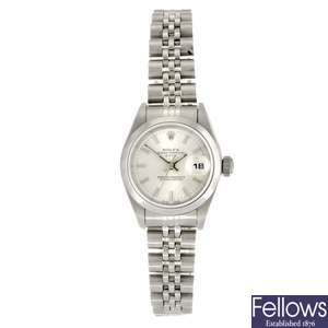 A stainless steel automatic lady's Rolex Oyster Perpetual Date bracelet watch.