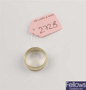 (1102019604) ring three stone ring