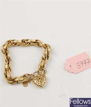 (814030354)  link bracelet