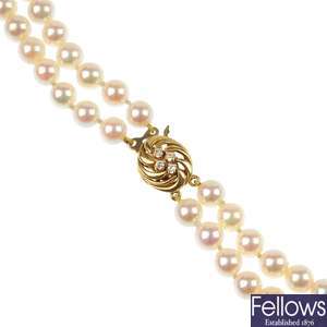 A cultured pearl two-row choker.