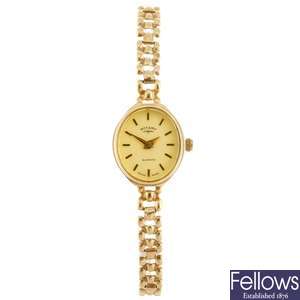 (809034443) A 9ct gold quartz lady's Rotary bracelet watch.