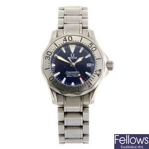 (714012317) A stainless steel quartz lady's Omega Seamaster bracelet watch.