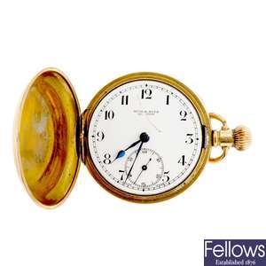 A gold plated keyless wind full hunter pocket watch by Muir & Sons, Glasgow.