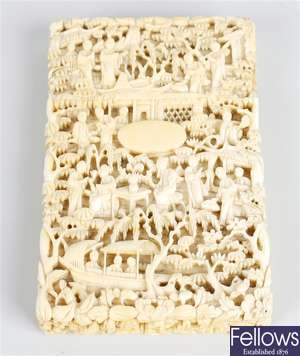 A 19th century Chinese canton ivory card case