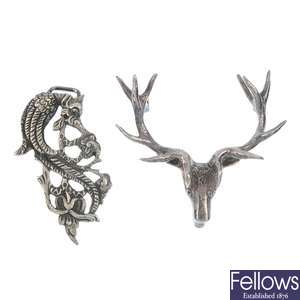 A selection of silver and white metal jewellery.