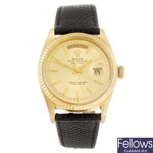(810008327) An 18k gold automatic gentleman's Rolex Day Date wrist watch.