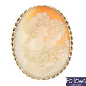A late 19th century 9ct gold shell cameo brooch.