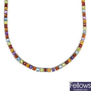 A multi-gem line necklace.