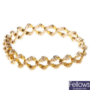 An early 20th century 9ct gold expandable bracelet.