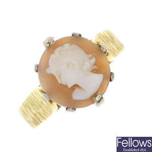 A mid 20th century 18ct gold shell cameo ring.